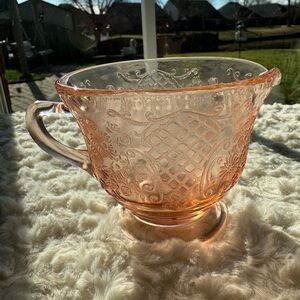 VINTAGE~NORMANDIE PINK~PRESSED GLASS~FOOTED CREAMER~by FEDERAL GLASS~NICE~G11